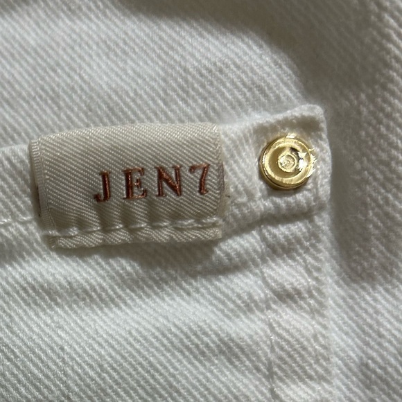 Jen7 White Jean Shorts in Size 14 - Picture 3 of 5